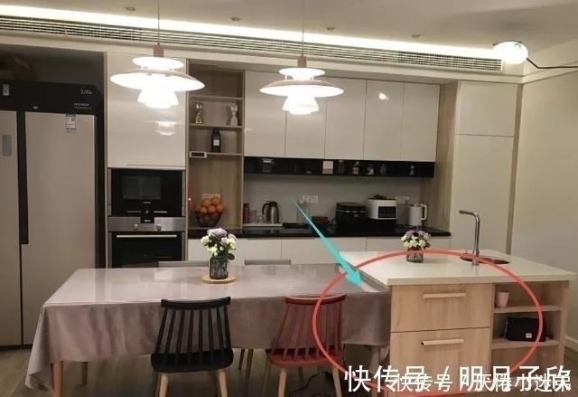 衣帽间|越来越多人装修做减法,客厅不要电视墙,这么装住三代人也不过时