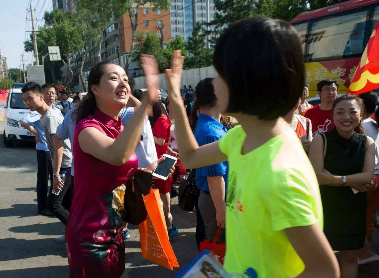 洛克菲勒|越聪明越有远见的父母,越爱给孩子灌输这种思想,娃必将受益一生