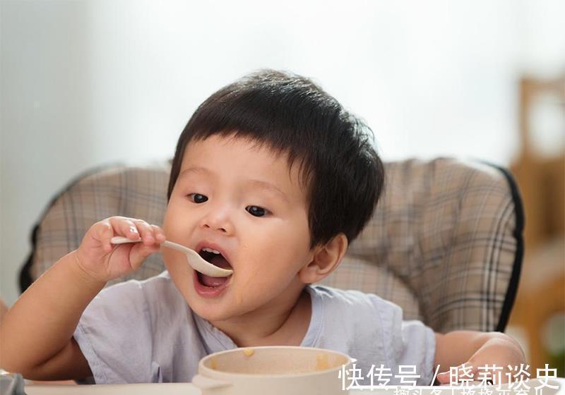 木瓜|小孩积食吃什么水果好？有哪些方法可以缓解呢？