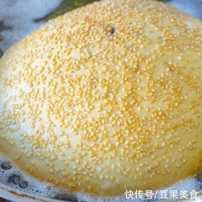 红豆馅儿|好吃到舔盘的黄金大饼，吃一次就上瘾