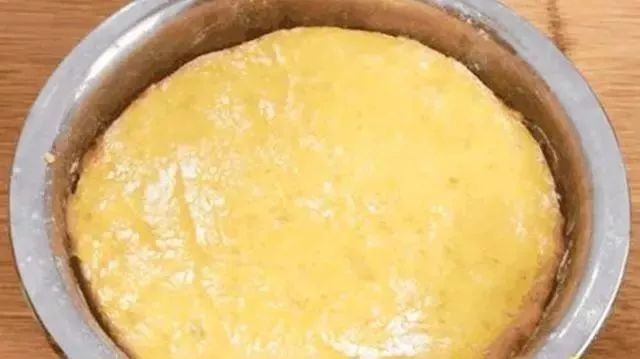 鸡蛋|面粉里加5个鸡蛋,不用一滴水,教你做小零食,出锅孩子抢着吃