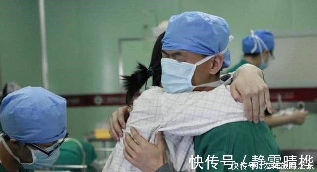 伤疤|阴雨天,宝妈剖腹产伤疤痒得厉害,老公表现太暖心,网友嫁对了