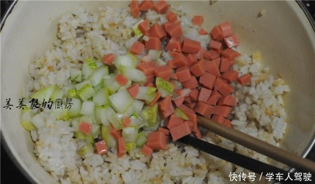 开学了,我每天早上都做它,10分钟上桌,营养好吃还顶饱!