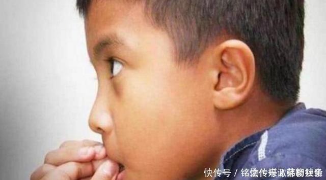 表姐|从小“咬指甲”的孩子,长大后怎么样了专家逃不掉2种结局