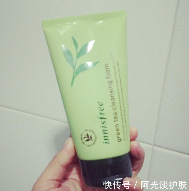 洗面奶|公认好用零差评护肤品:SK-II太贵买不起,这款才是性价比之选!