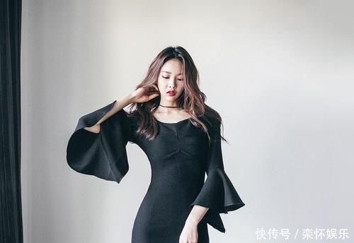 黑扇子连衣裙,潇洒的美少女,愿你失去顾盼多情