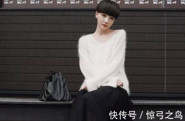 培养|“高晓松”培养她6年，“单飞”后身家过亿，如今30岁仍似少女！