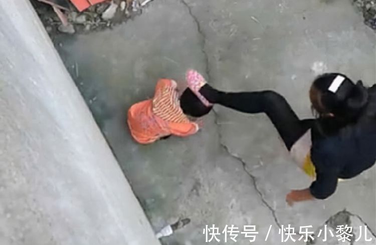 小云|孩子从小就挨打,受到的伤害并不小,父母若知道还下得去手吗?