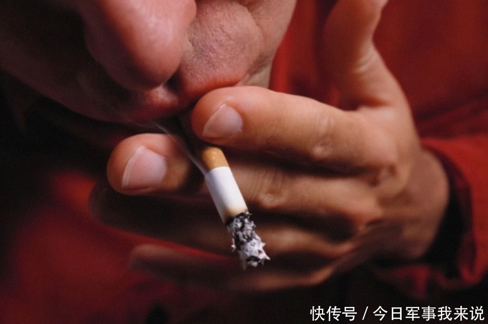 孩子|B超时胎儿“笑”得很灿烂,父母直夸宝宝可爱,医生:打掉孩子吧