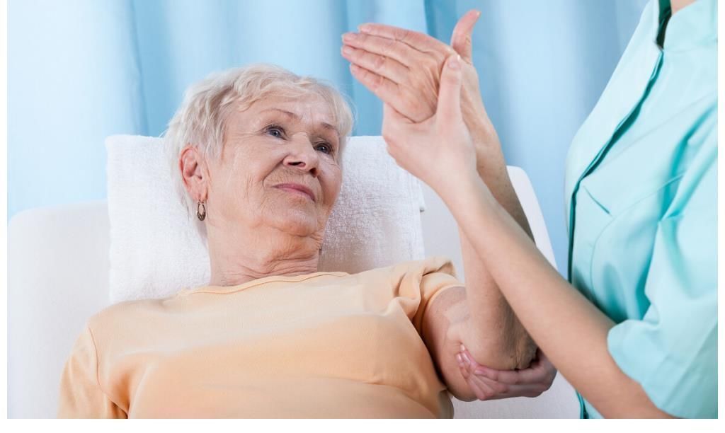 氢化油|燕麦是骨质疏松的“发物”?提醒:若想骨骼强壮,3种食物少吃