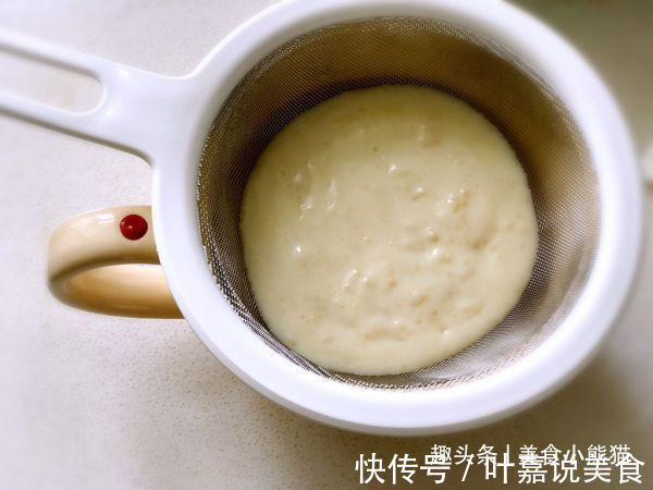 教你在家做焗烤甜椒盅,不仅美味而且卖相极佳,吃了还想再吃一个!