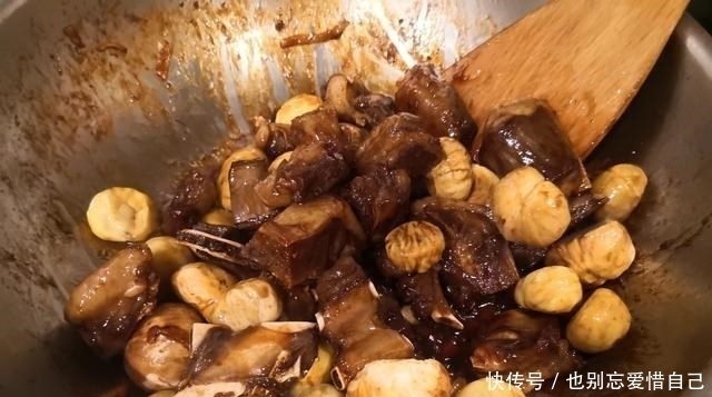 广州一家四口的午餐,4菜1汤,家常味道吃得香,晒图都夸孝顺贴心