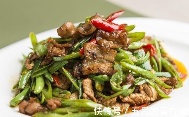 蔬菜|28岁小伙,高血压离世!提醒大家:血压高,这2种蔬菜要少碰