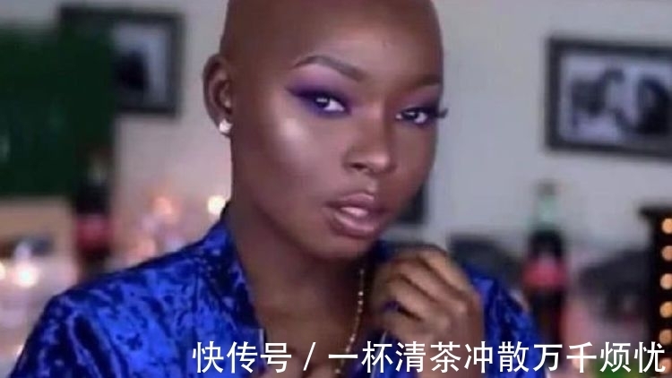 效果|女子嫌自己肤色太黑,涂多层粉底,看到效果后无奈了