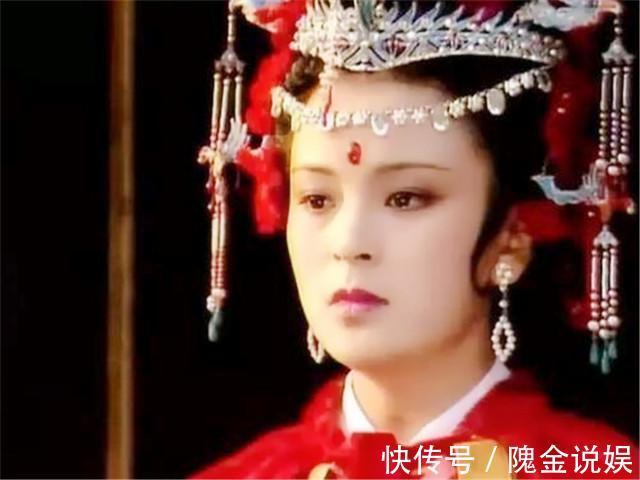 赵姨娘&红楼梦元春的不成熟,早已祸及亲人,在这两件小事上便可体现