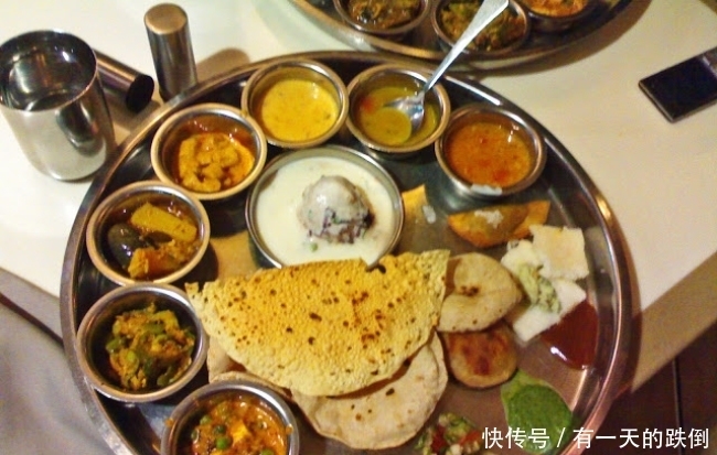 体验|花了一百块体验印度豪华餐,端上来差点掀桌子,这是逗我玩呢?