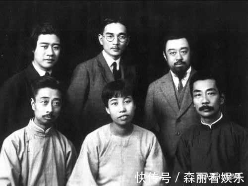 历史人物#鲁迅与许广平是真爱还是各有所图他死后许广平这举动就是答案!