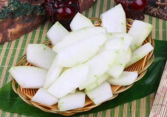 体重|减肥别再挨饿了,试试此汤,体重一天一个样,瘦身燃脂不用饿肚子