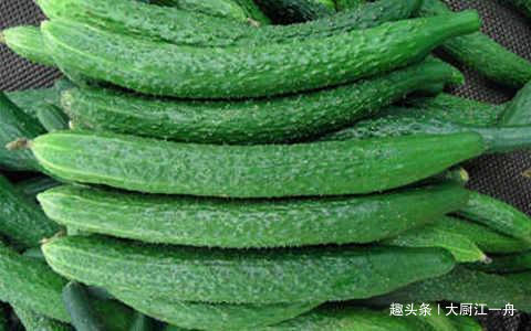 吃不完的黄瓜千万别再直接放冰箱了，教您一招，放半个月照样新鲜