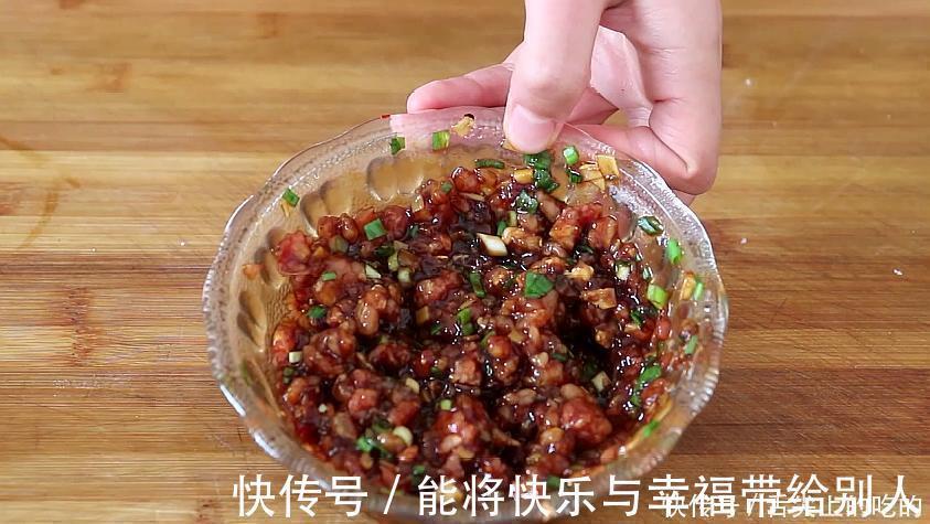 萝卜最好吃做法,不用炒不凉拌,一次3斤不够吃,给红烧肉也不换