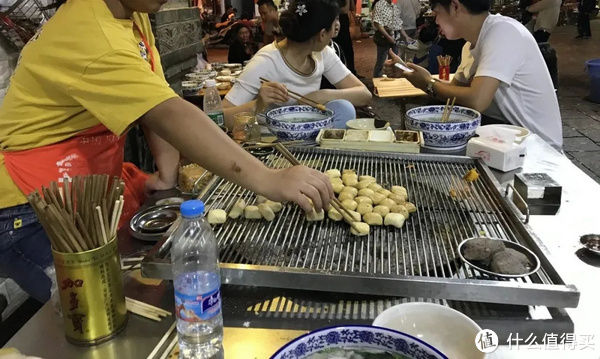 中年|旅行其实很简单 篇九百八十八:昆明边上这座好吃的小城,值得你专程安排一趟云南之行