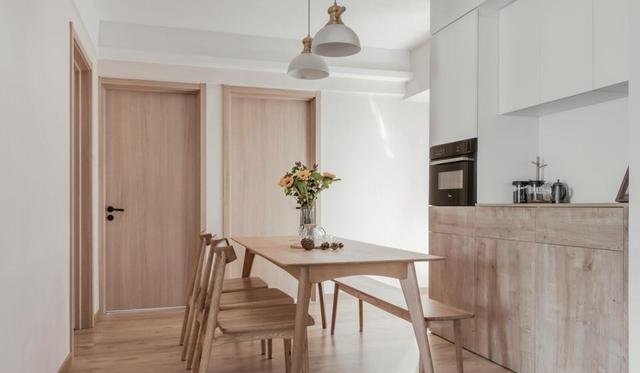 新房|132㎡的新房,她坚持多做柜子,入住后发现这个做法,确实很实用