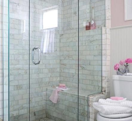 实用|头次见到朋友家淋浴房装这种东西,太实用了,回家也要这样做