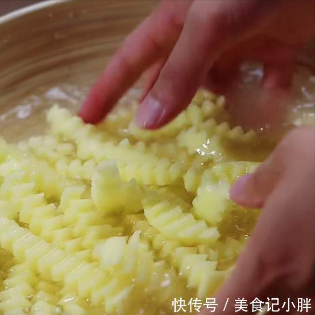 神仙|不到10元的成本，做出顶尖美味，土豆的神仙做法！