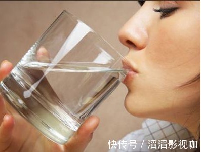 口渴|晚上睡觉出现三种情况,说明是体内血糖超标了,你身上有吗