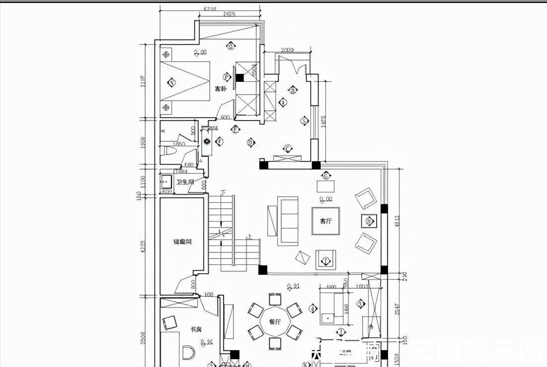 空间|美式别墅的独特韵味,客厅没有电视也很美,复古和浪漫并存