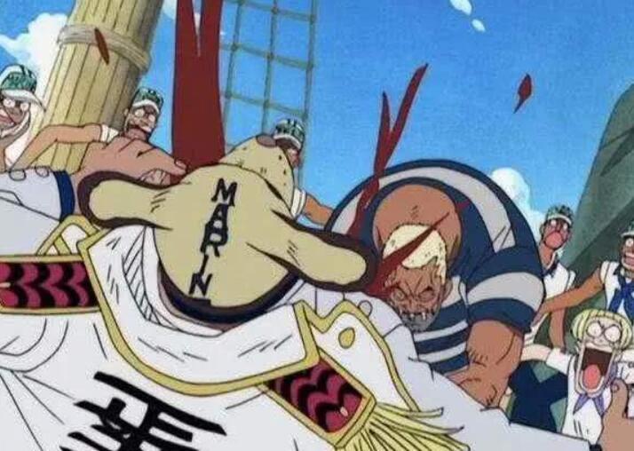 路飞|海贼王:卡普最丢脸的5次战斗,打爆他的人有4个菜鸟