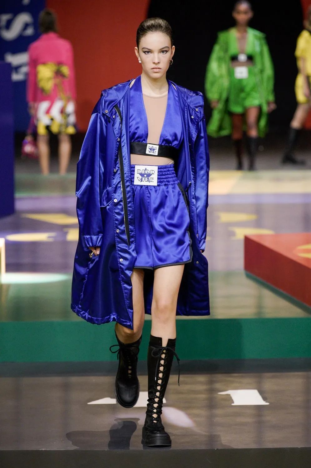 anna！DIOR邀请你玩一场打破陈规的游戏