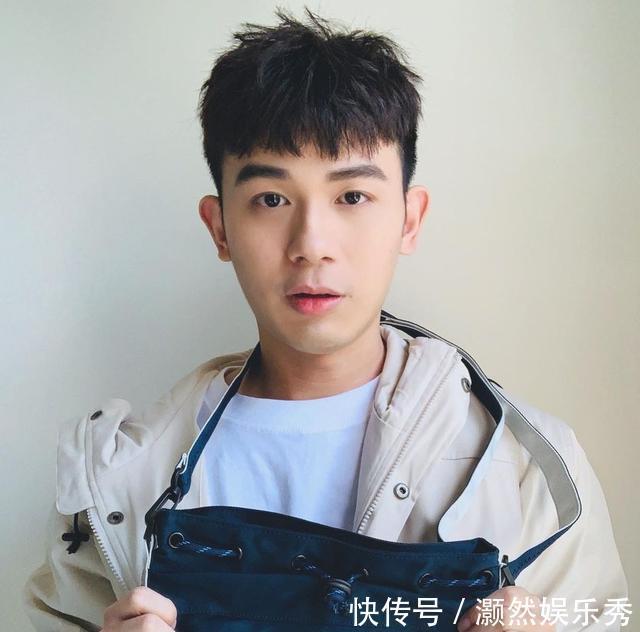 头发|男生“两边光”发型阳光帅气,2021剪这五款造型,清爽有魅力