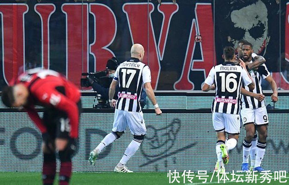 貝托|1-1！意甲18冠王補(bǔ)時(shí)絕平，伊布倒鉤破門，40歲打進(jìn)五大聯(lián)賽300球