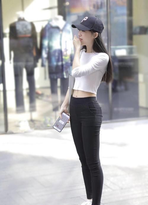 修身装|日常休闲风穿搭,气质女生偏爱修身组合,穿出自己想要的美