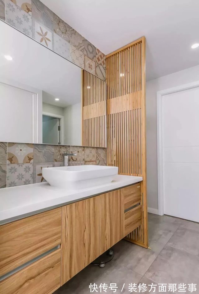 书房|120㎡挤出4间房,还有休闲的弧形小飘窗和步入式衣帽间