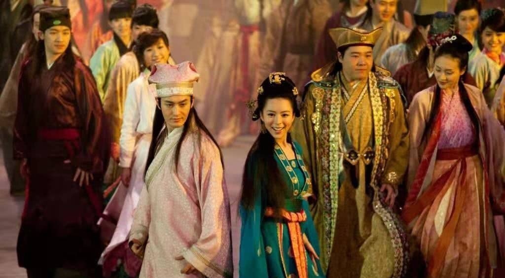 疯癫|“别人笑我太疯癫,我笑他人看不出穿”,历史上真实的唐伯虎