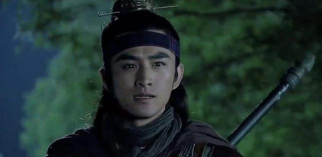 宋江|双枪将董平一生的功绩无法弥补一个错误,下场凄惨遭腰斩