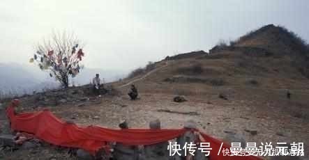 璞玉|一民工上山采石,捡到一雕印章之物,回去付之一锯,毁掉奇世珍宝