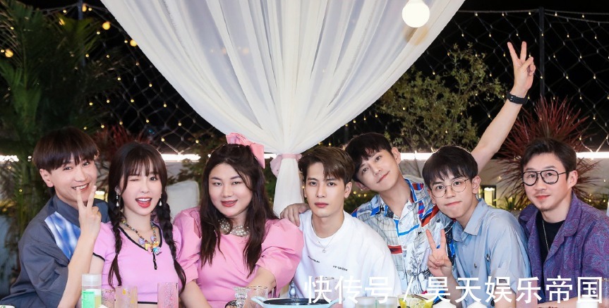 嘉賓|《拜冰7》請(qǐng)對(duì)嘉賓,汪蘇瀧趙露思“小學(xué)生斗嘴”,綜藝效果拉滿