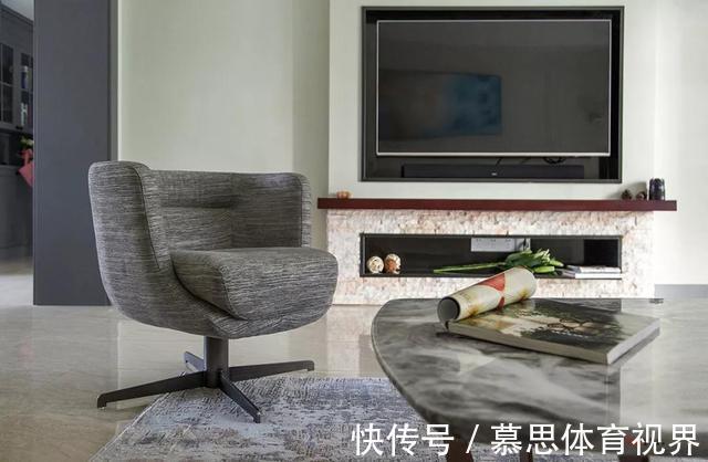 客厅|他家136平新房，家具优雅，客厅大方，背景墙富有品味！太迷人了