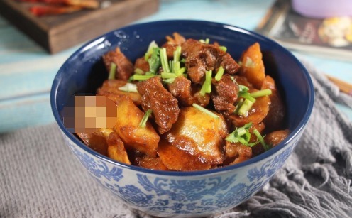 简单|炖牛肉,去腥我用这俩料,没腥气只剩香,超简单