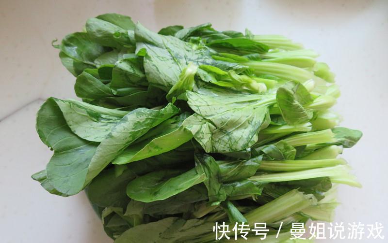 爱吃豆腐的快收藏,这种家常做法又简单又好吃,吃一盘不长肉舒服