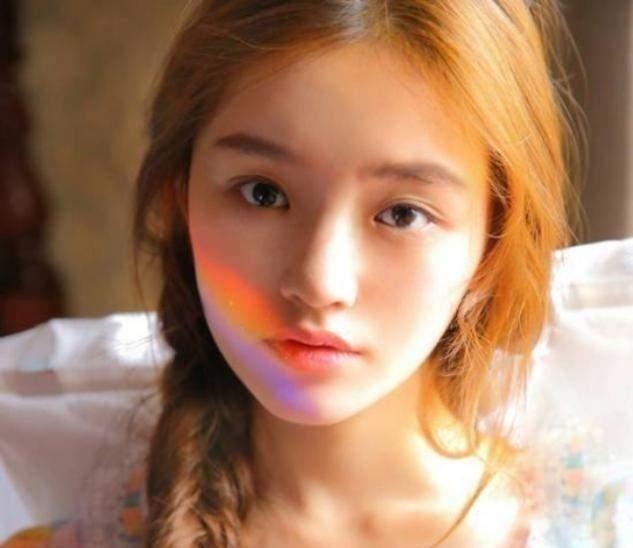 马尾辫 女人别再披头散发了,太显老!今年流行这5种发型,减龄显脸小