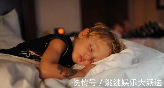 幸孕姐|三伏天高温预警再热也别让孩子这样睡,你舒服了,娃却小病不断