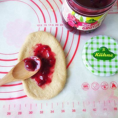 杂粮果酱橄榄包