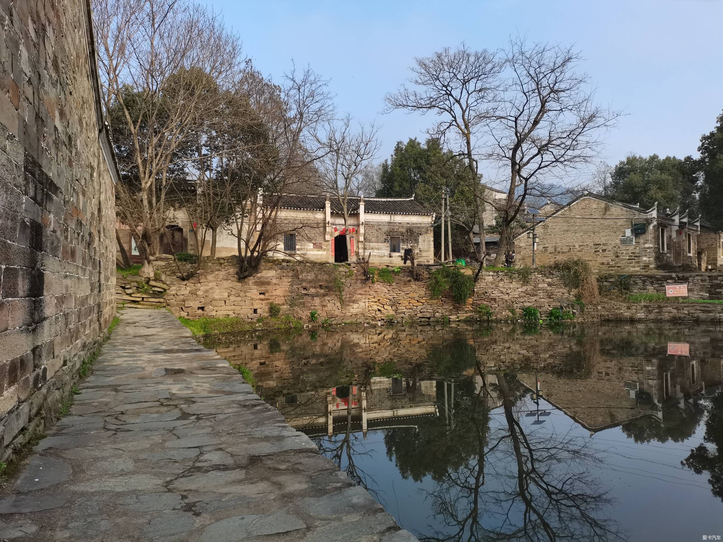 逛大余湾，登宝鼎山