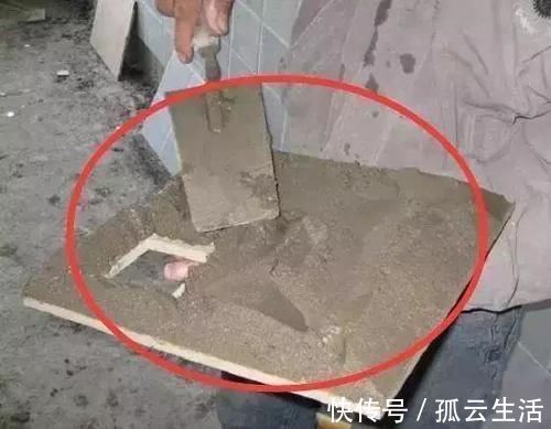 砂浆|瓷砖，到底“干铺”好还是“湿铺”好这点搞不清楚，入住就空鼓