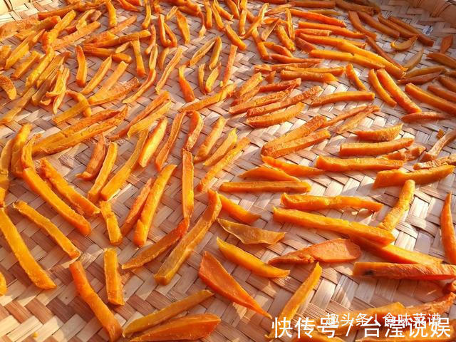 此5种蔬菜晒干后,比新鲜的还好吃,冬天炖肉很香,放一年都不坏