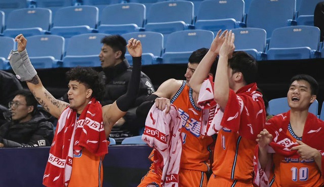新星|正式离队!中国男篮新星告别老东家,加盟CBA老牌球队